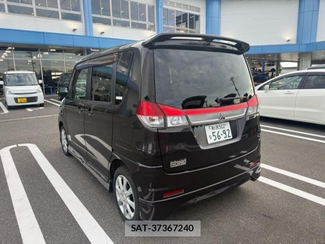 Mitsubishi DELICA 2012-10 8561688-4
