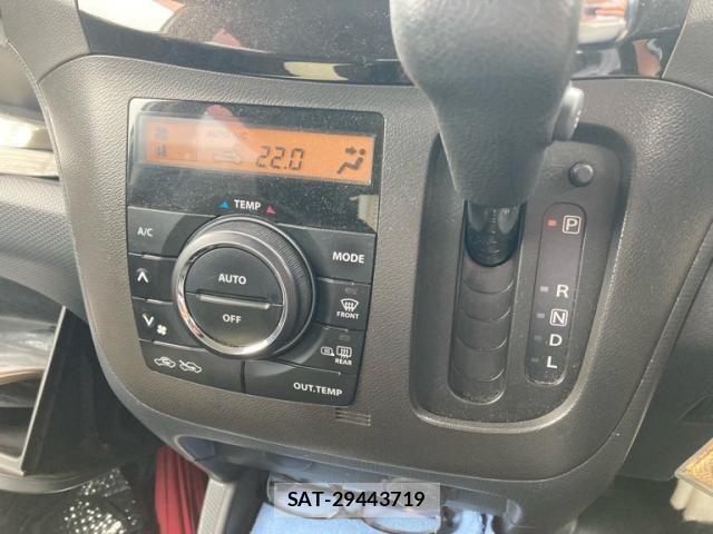 Mitsubishi DELICA 2012-06 8658746-15