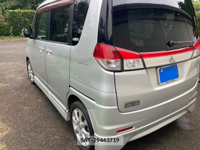 Mitsubishi DELICA 2012-06 8658746-2
