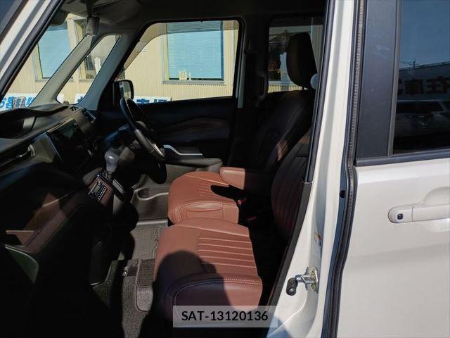 Mitsubishi DELICA 2021-03 8741686-11