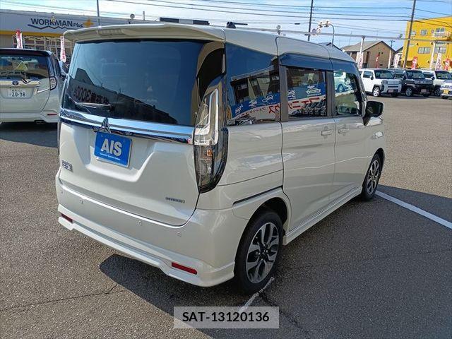 Mitsubishi DELICA 2021-03 8741686-2