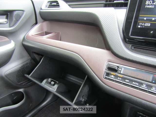 Mitsubishi DELICA 2022-01 6303700-18