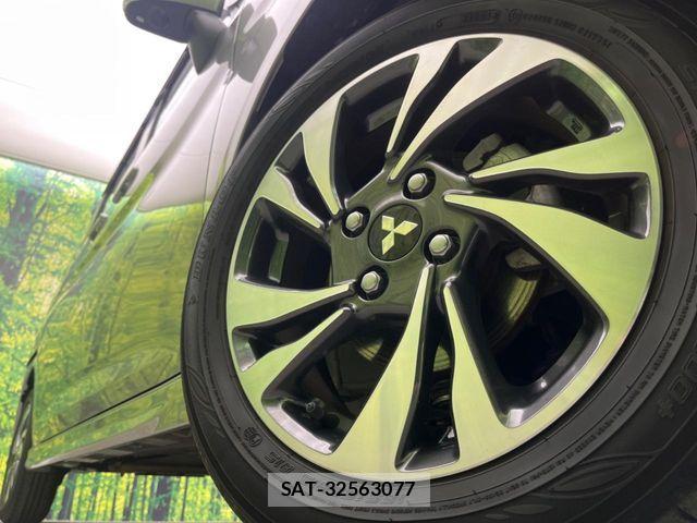Mitsubishi DELICA 2023-05 6814671-12