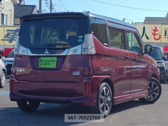 Mitsubishi DELICA 2018-10 6904249-1
