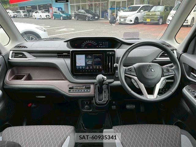 Mitsubishi DELICA 2024-02 7058272-13