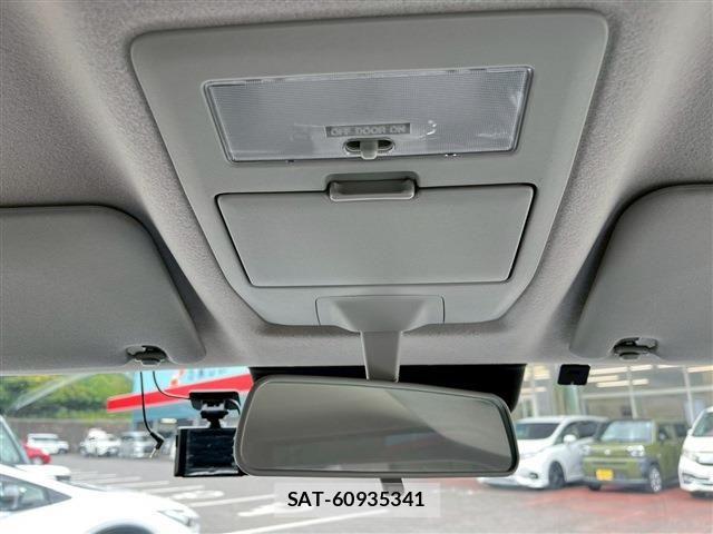 Mitsubishi DELICA 2024-02 7058272-28