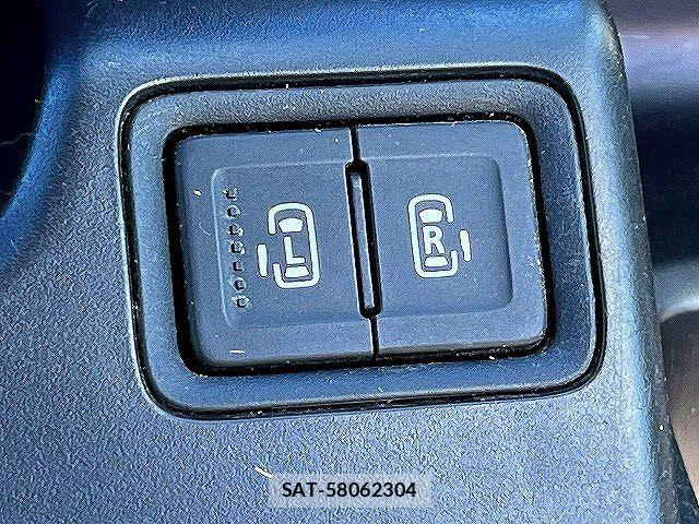 Mitsubishi DELICA 2017-02 7217478-16