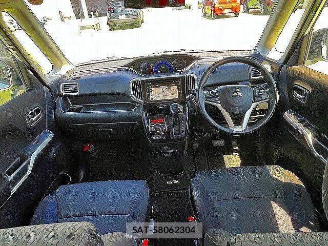 Mitsubishi DELICA 2017-02 7217478-1
