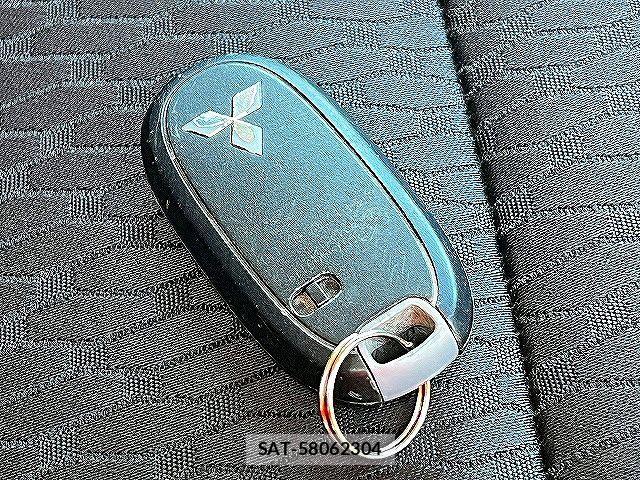 Mitsubishi DELICA 2017-02 7217478-25