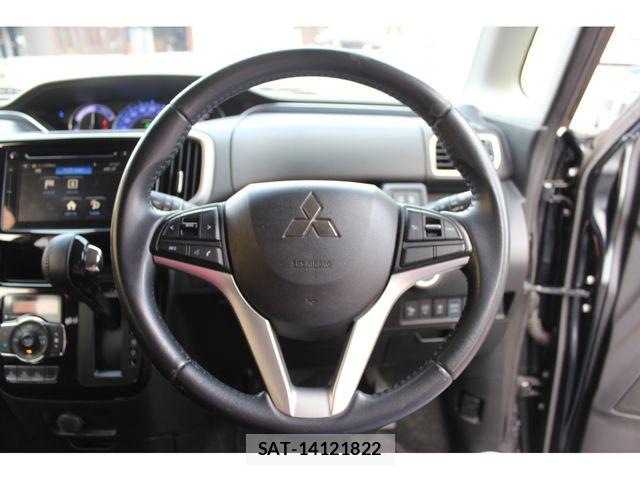 Mitsubishi DELICA 2017-04 7217477-12