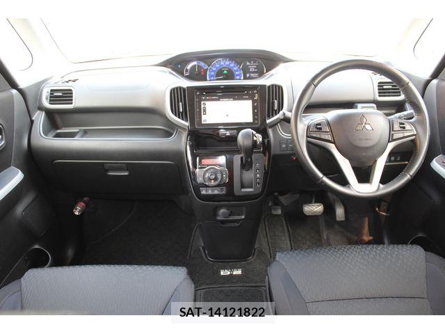Mitsubishi DELICA 2017-04 7217477-1