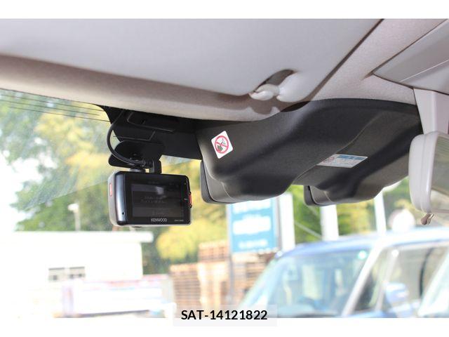 Mitsubishi DELICA 2017-04 7217477-20