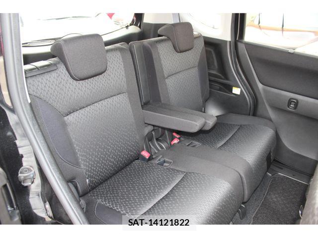 Mitsubishi DELICA 2017-04 7217477-21