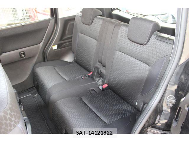 Mitsubishi DELICA 2017-04 7217477-24