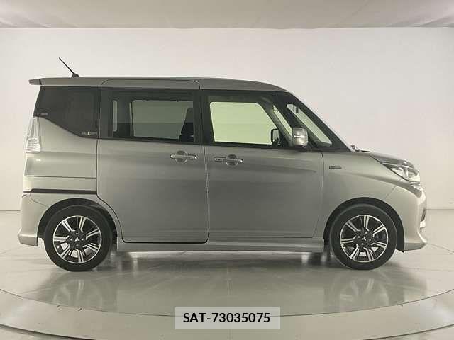 Mitsubishi DELICA 2019-02 7391927-13