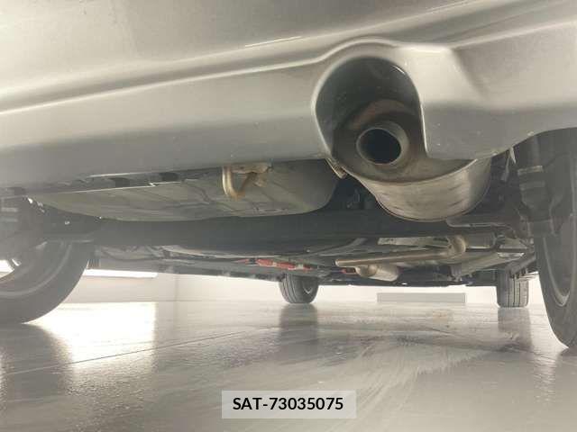 Mitsubishi DELICA 2019-02 7391927-16