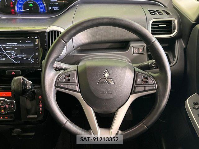 Mitsubishi DELICA 2018-01 7391924-10