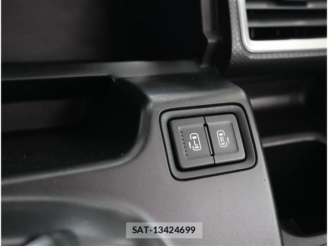 Mitsubishi DELICA 2019-03 7453968-11