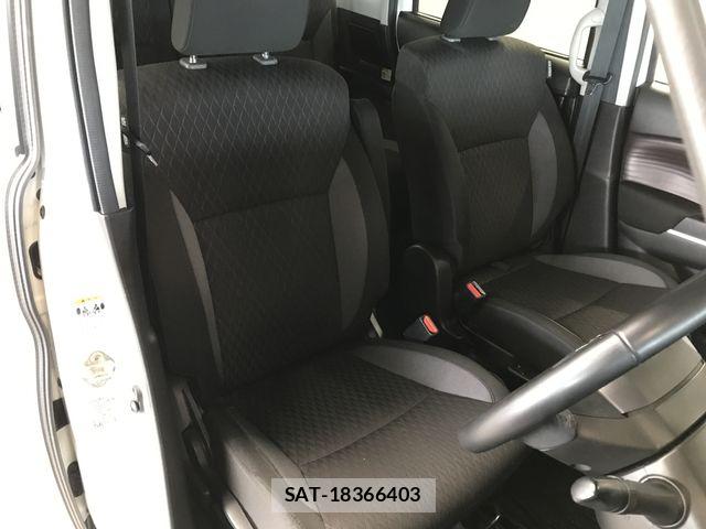 Mitsubishi DELICA 2021-05 8207287-12