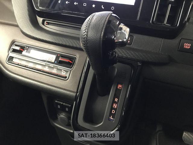 Mitsubishi DELICA 2021-05 8207287-25