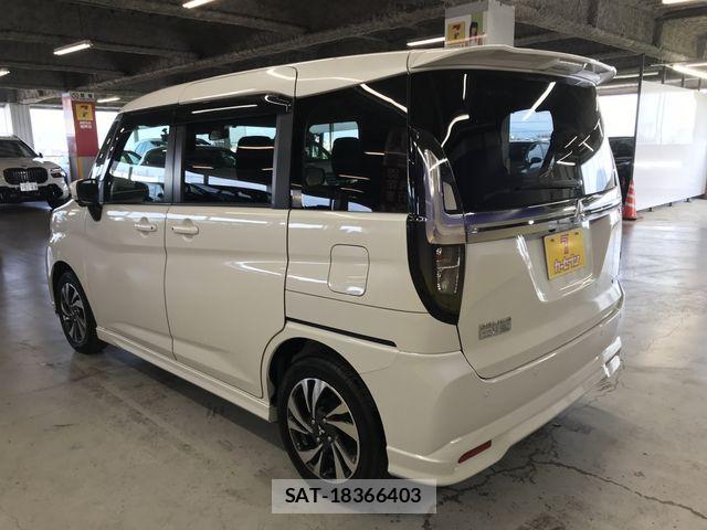 Mitsubishi DELICA 2021-05 8207287-8