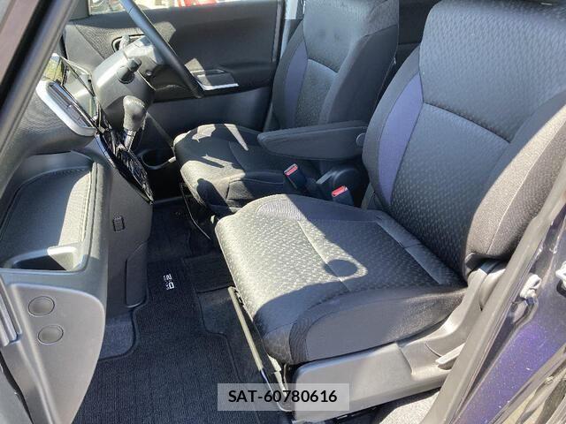 Mitsubishi DELICA 2018-02 8245044-16