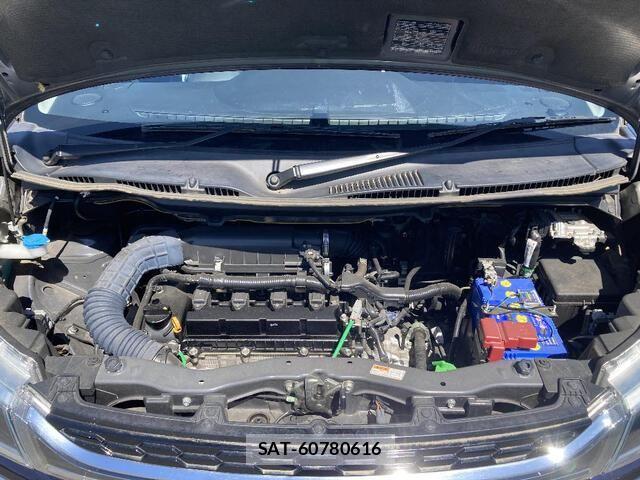 Mitsubishi DELICA 2018-02 8245044-28