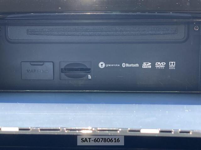 Mitsubishi DELICA 2018-02 8245044-8