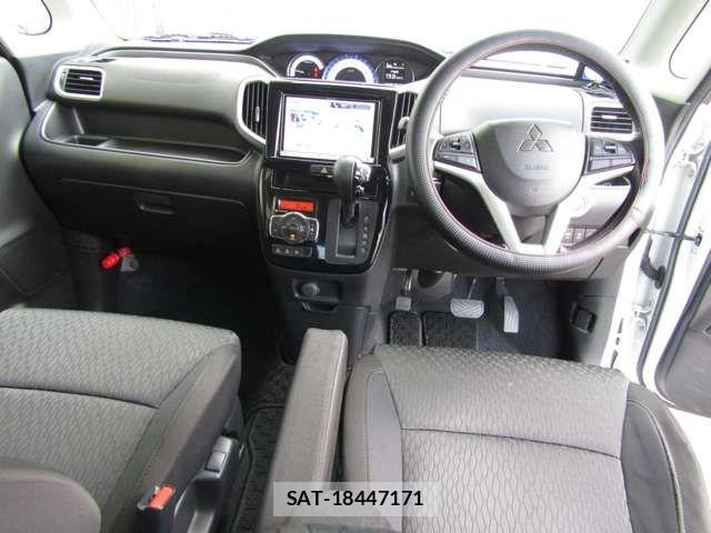 Mitsubishi DELICA 2016-09 8314201-12