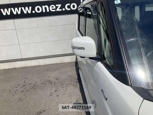 Mitsubishi DELICA 2020-05 8412015-13