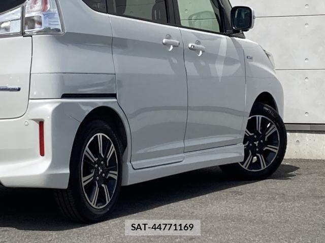 Mitsubishi DELICA 2020-05 8412015-16