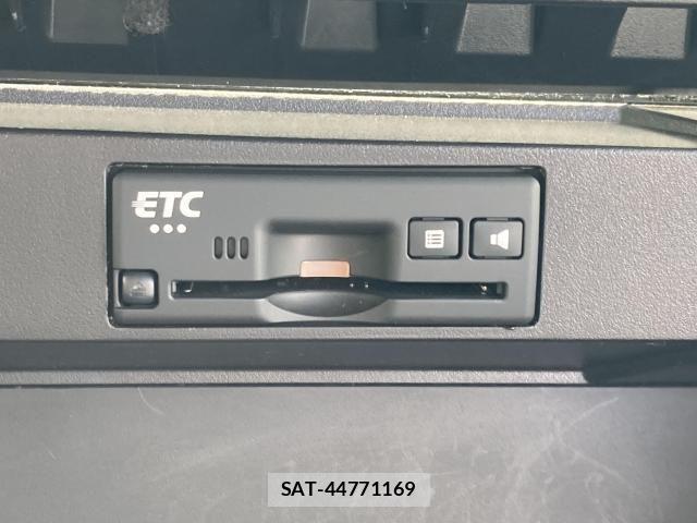 Mitsubishi DELICA 2020-05 8412015-29