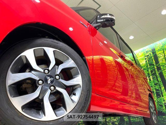 Mitsubishi DELICA 2017-12 8438074-13