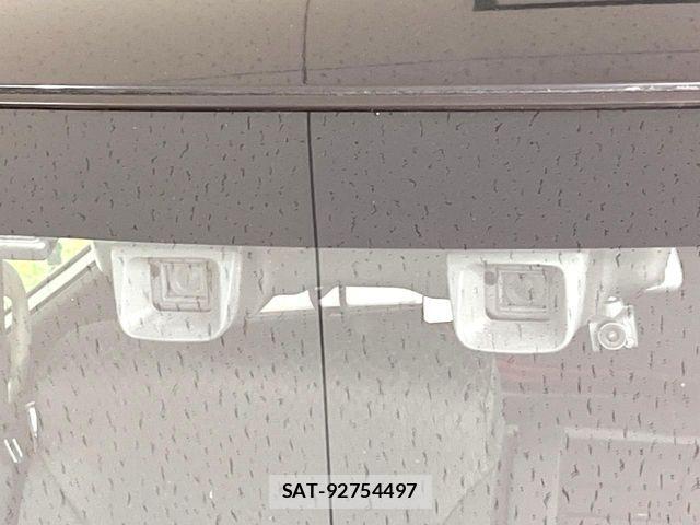 Mitsubishi DELICA 2017-12 8438074-5