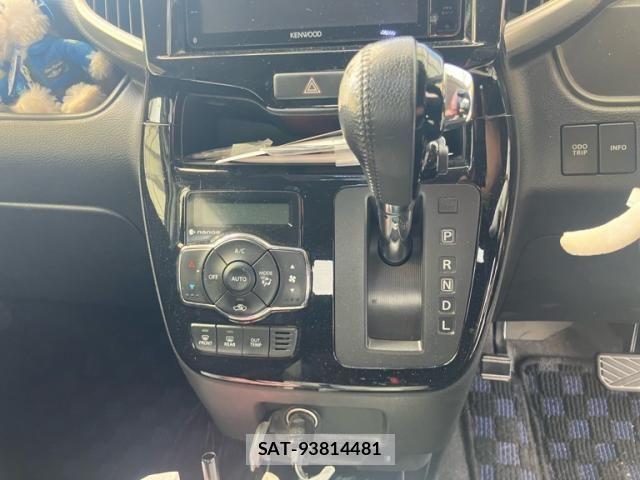 Mitsubishi DELICA 2016-08 8457356-27