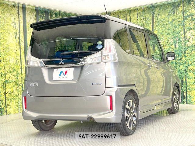 Mitsubishi DELICA 2017-11 8524373-16