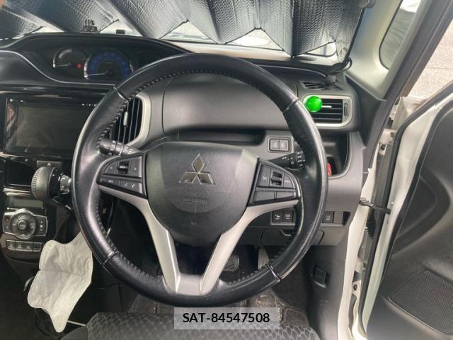 Mitsubishi DELICA 2018-01 8561691-14