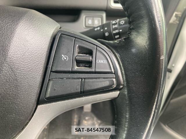 Mitsubishi DELICA 2018-01 8561691-15
