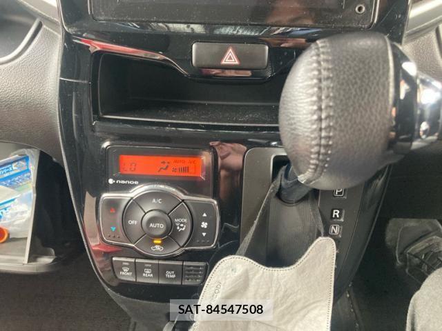 Mitsubishi DELICA 2018-01 8561691-20