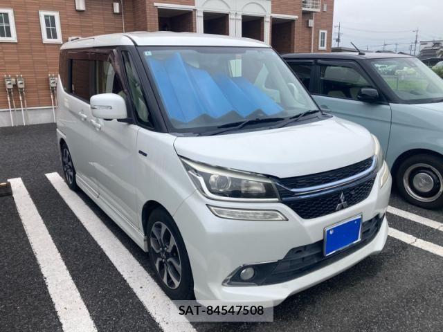 Mitsubishi DELICA 2018-01 8561691-2