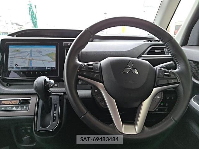Mitsubishi DELICA 2023-11 8828704-2