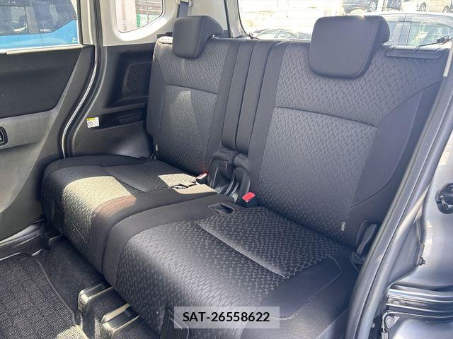 Mitsubishi DELICA 2017-12 8883522-24