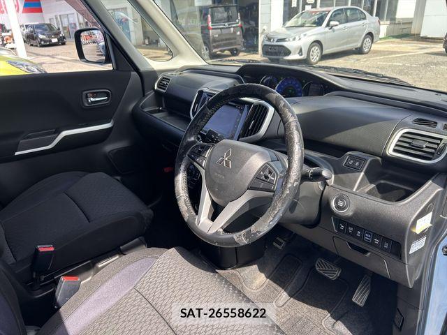 Mitsubishi DELICA 2017-12 8883522-28