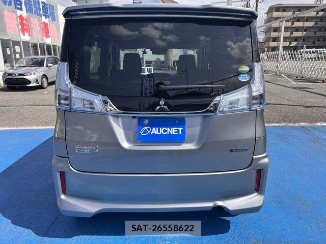 Mitsubishi DELICA 2017-12 8883522-6