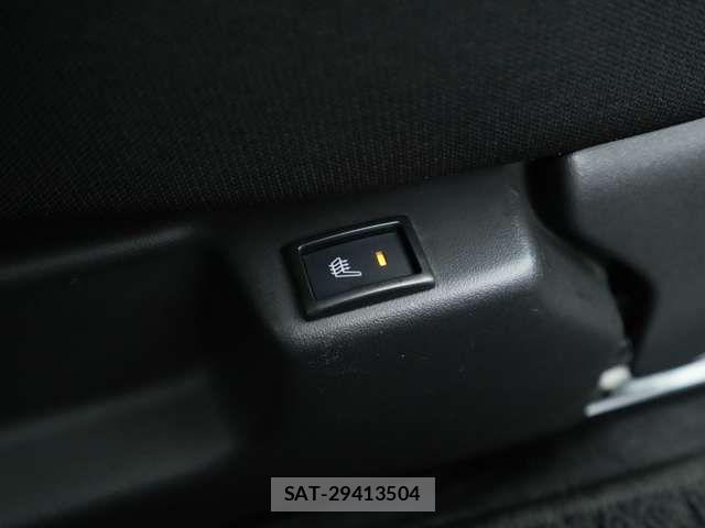 Mitsubishi DELICA 2016-08 7391925-13