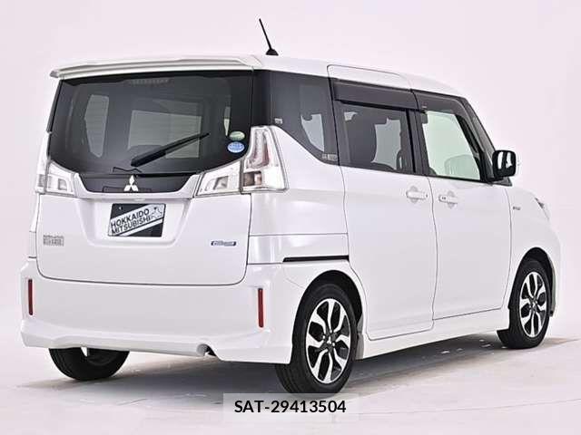 Mitsubishi DELICA 2016-08 7391925-17