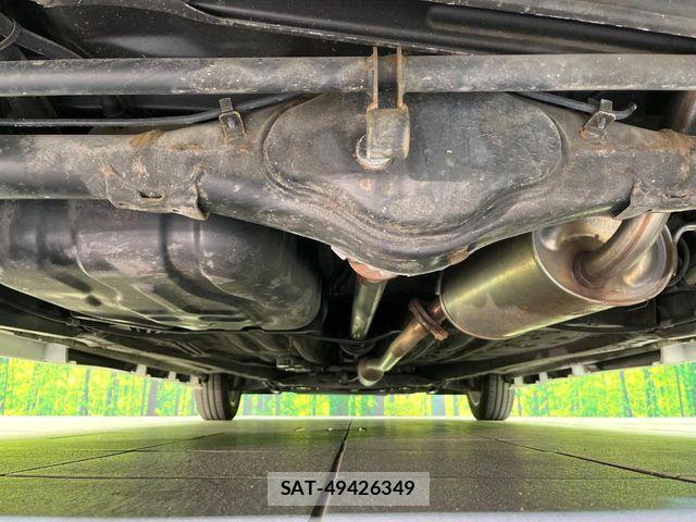 Mitsubishi DELICA 2017-03 7562050-18