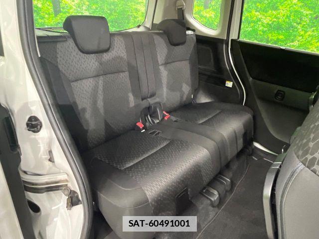 Mitsubishi DELICA 2016-03 7722732-8