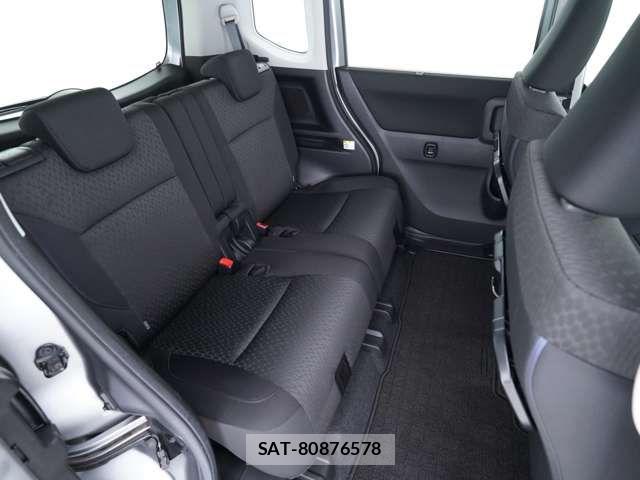 Mitsubishi DELICA 2018-06 8098871-6