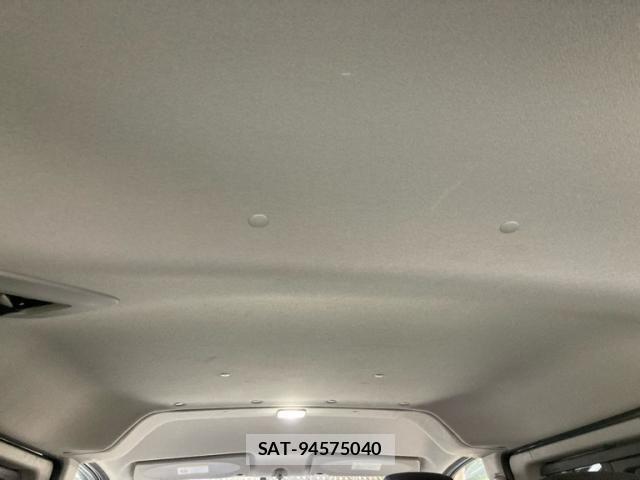 Mitsubishi DELICA 2015-07 7326698-11